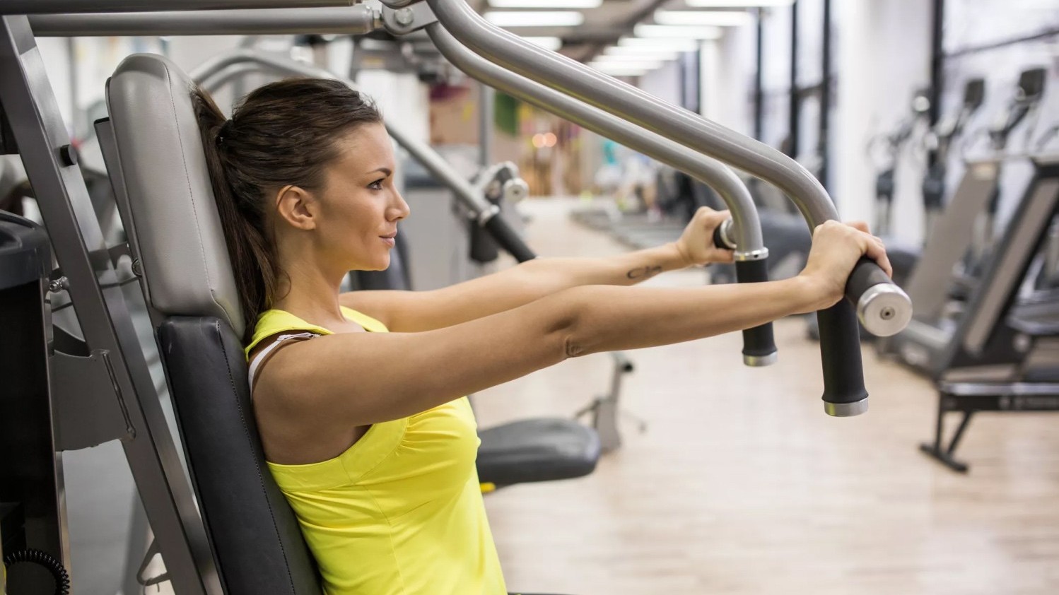 健身器材廠家?guī)懔私庾罨鸨慕∩矸吭O(shè)備