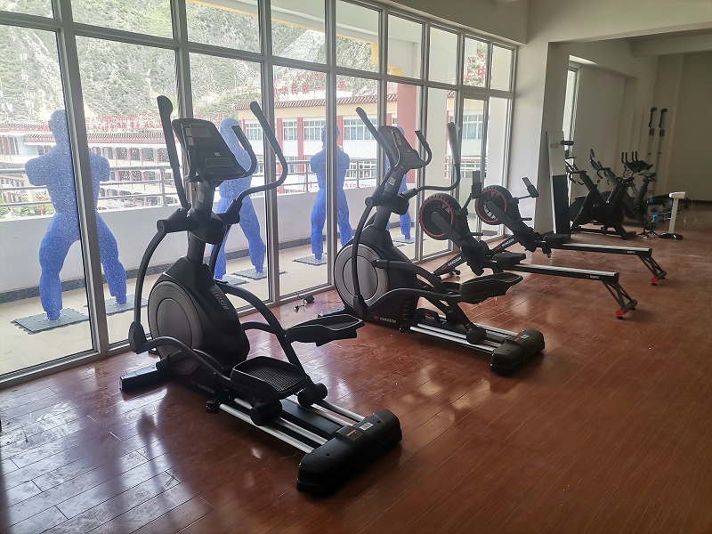 四川省藏文學(xué)校 (30)