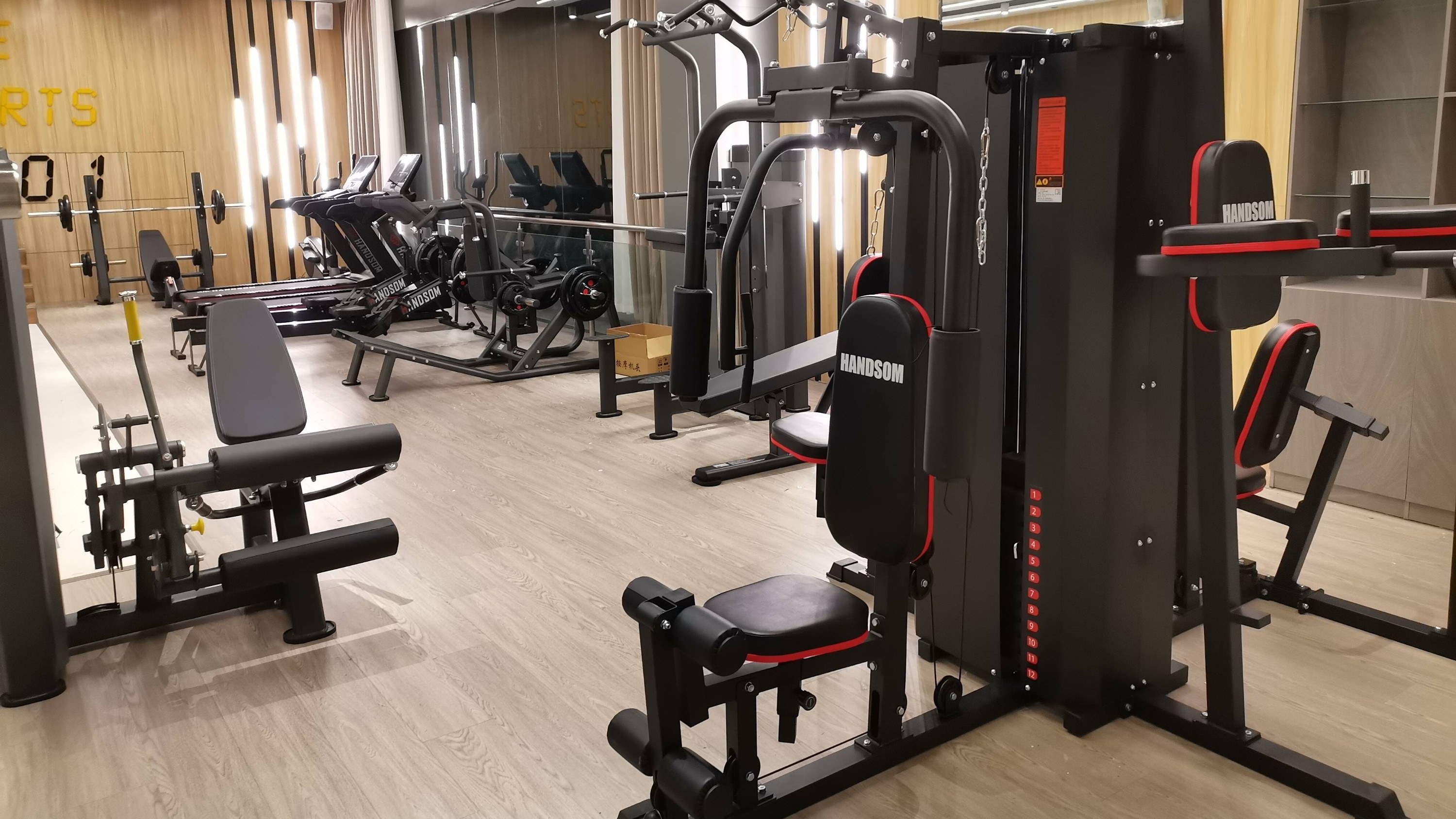成都健身器材廠(chǎng)家，專(zhuān)為企事業(yè)單位提供健身房搭配方案