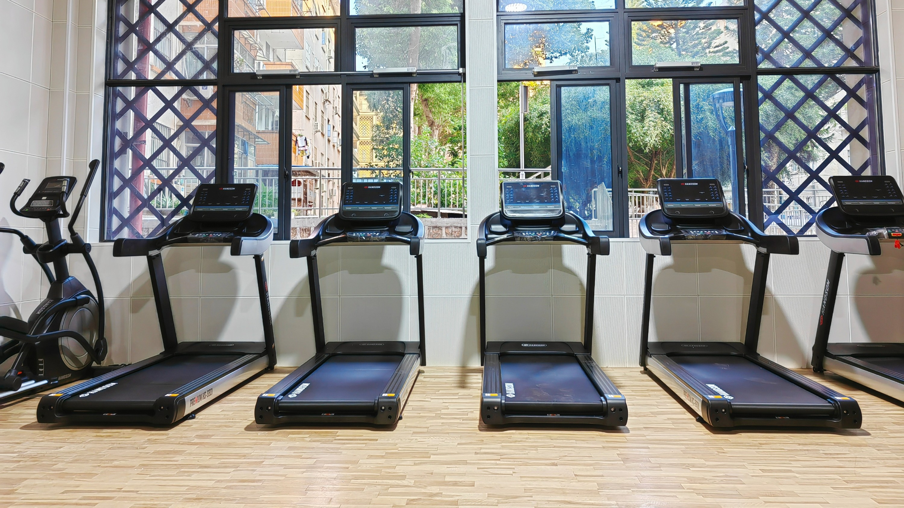 悍德森健身器材源頭廠(chǎng)家，采購(gòu)健身器材就找我們