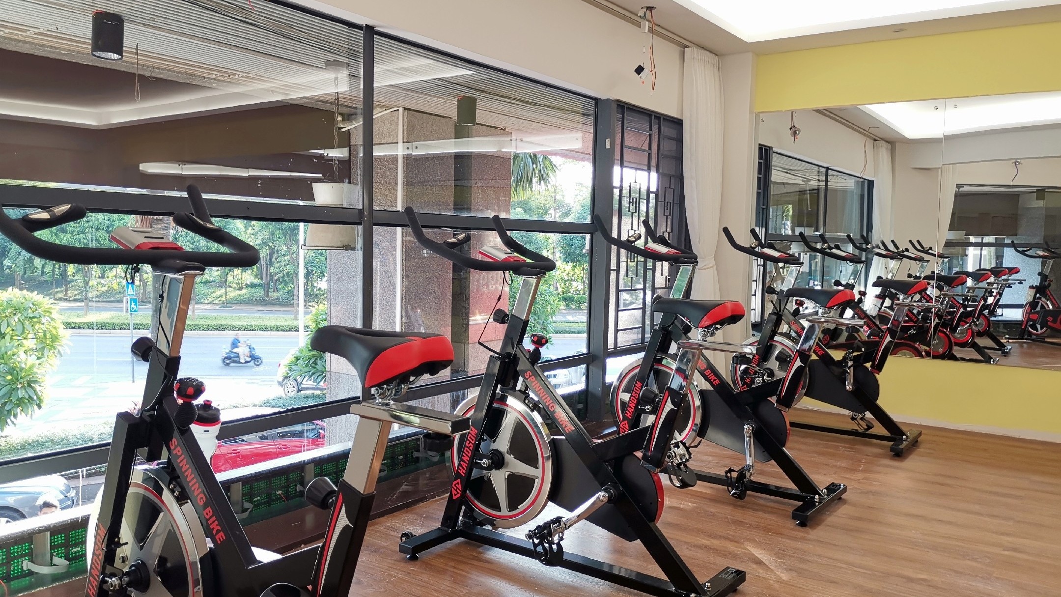 悍德森某瑜伽健身房器材規(guī)劃案例