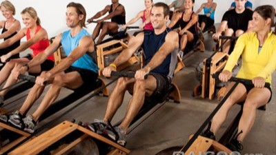 劃船器練腹肌嗎 劃船器怎么用？悍德森來告訴您！